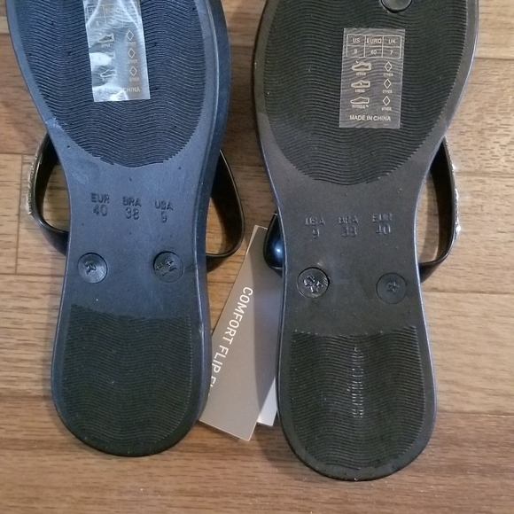 NWT CAPELLI OF NEW YORK BLING SANDALS. - Picture 3 of 4